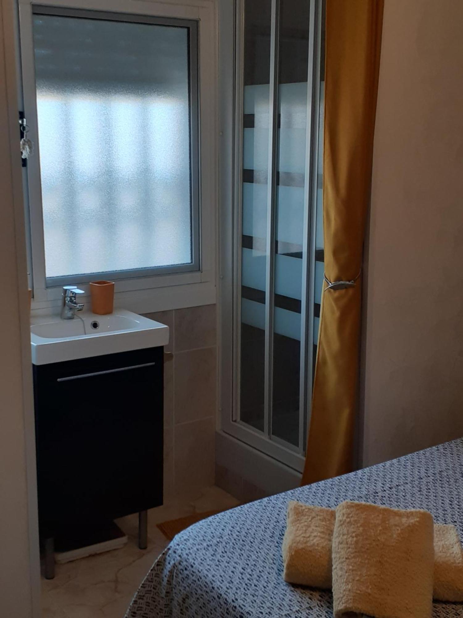 Appartement Vue Mer 40 Metres De La Plage Кулера Екстериор снимка